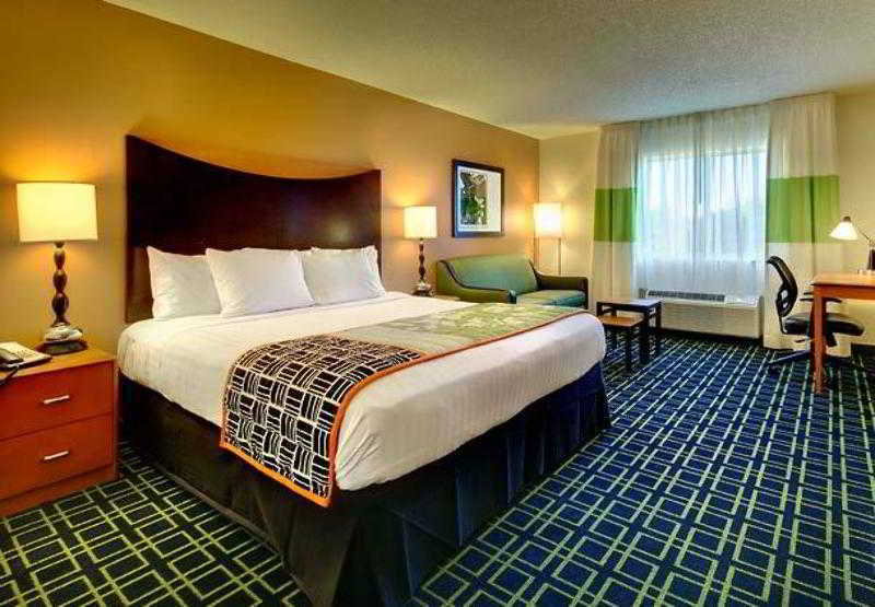 Fairfield Inn And Suites St Petersburg Clearwater Pinellas Park Kamer foto