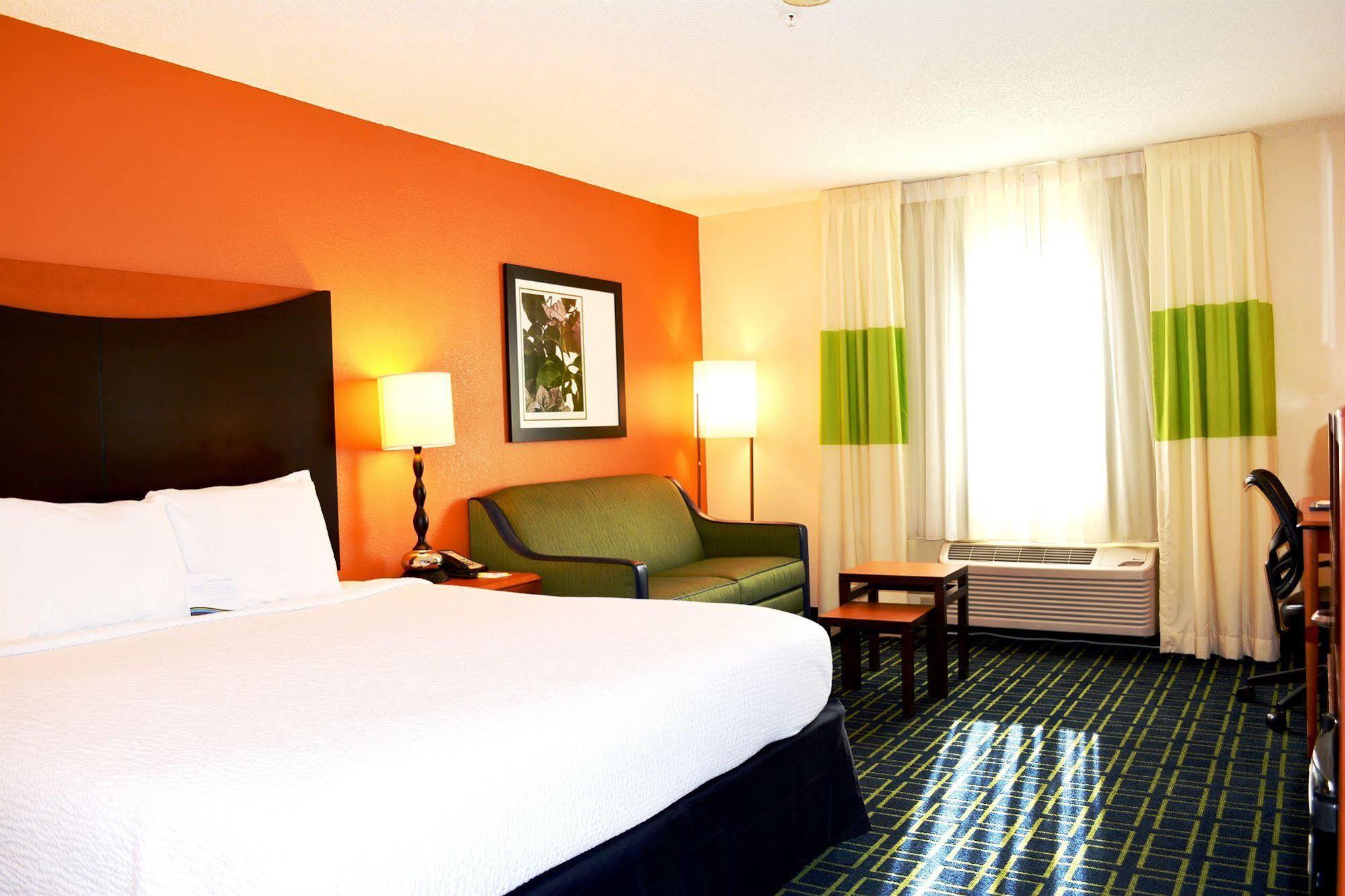 Fairfield Inn And Suites St Petersburg Clearwater Pinellas Park Buitenkant foto